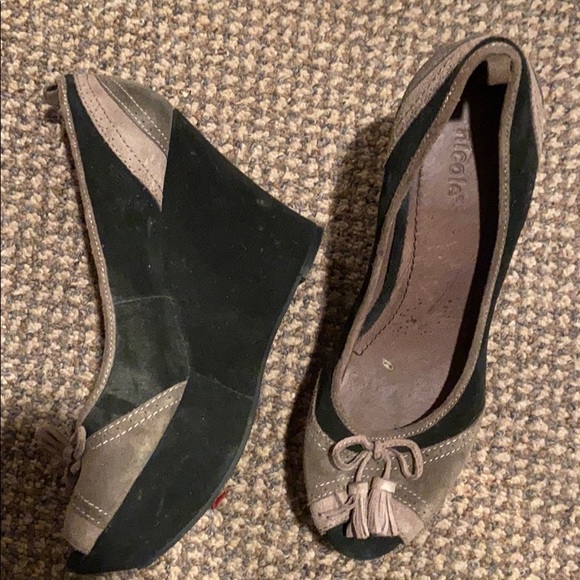 Shoes - Black open toe wedges